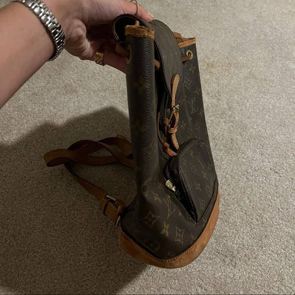 VINTAGE LOUIS VUITTON BACK PACK - Picture 3 of 16